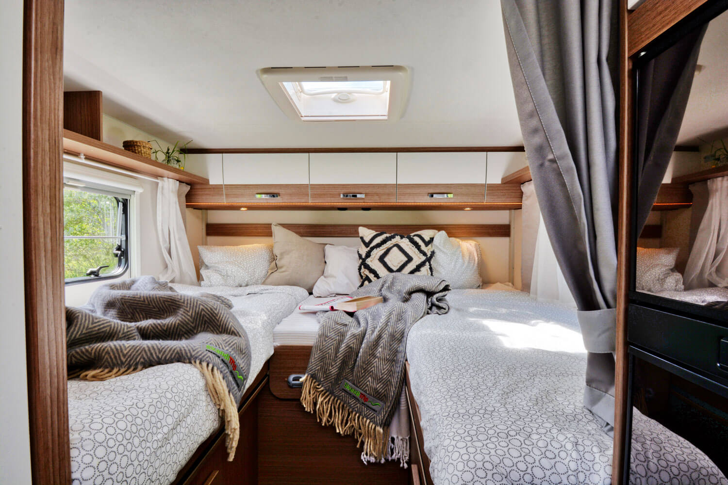 SkandiTrip petit camping car bathroom